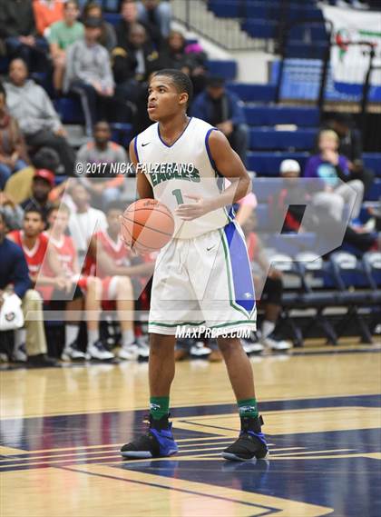 Thumbnail 2 in Wesley Christian vs. Chaminade-Julienne photogallery.