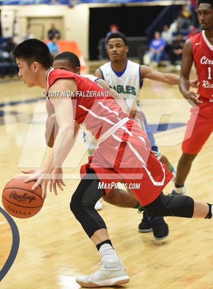 Thumbnail 3 in Wesley Christian vs. Chaminade-Julienne photogallery.
