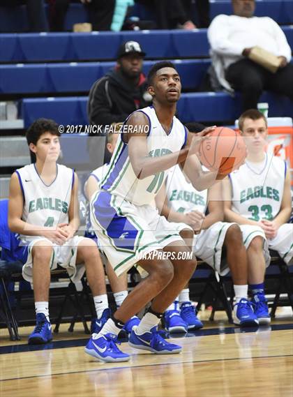 Thumbnail 2 in Wesley Christian vs. Chaminade-Julienne photogallery.