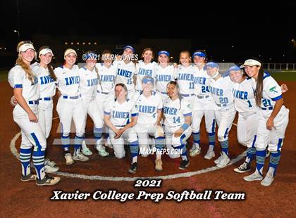 Thumbnail 1 in O'Connor @ Xavier College Prep - Seniors photogallery.