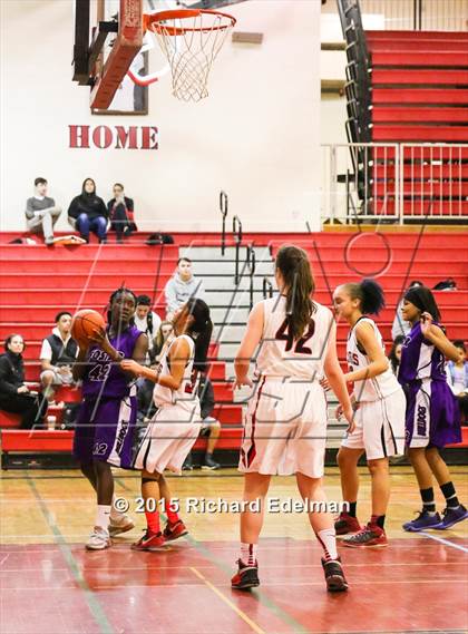 Thumbnail 3 in Foster vs Sammamish photogallery.