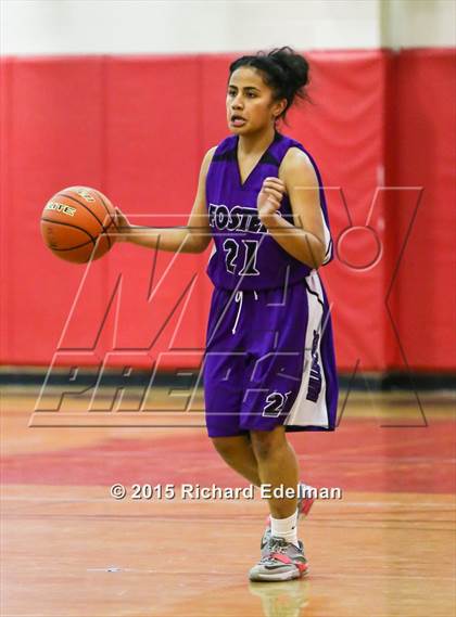 Thumbnail 3 in Foster vs Sammamish photogallery.
