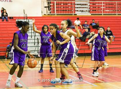 Thumbnail 1 in Foster vs Sammamish photogallery.