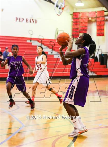 Thumbnail 3 in Foster vs Sammamish photogallery.