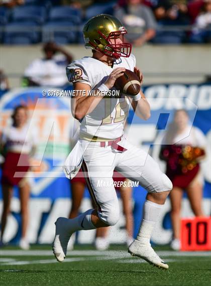 Thumbnail 3 in Cardinal Gibbons vs. North Marion (FHSAA 5A Championship) photogallery.