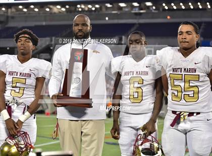 Thumbnail 2 in Cardinal Gibbons vs. North Marion (FHSAA 5A Championship) photogallery.