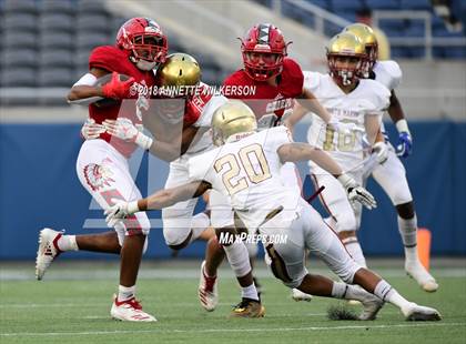 Thumbnail 2 in Cardinal Gibbons vs. North Marion (FHSAA 5A Championship) photogallery.