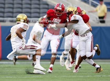 Thumbnail 2 in Cardinal Gibbons vs. North Marion (FHSAA 5A Championship) photogallery.