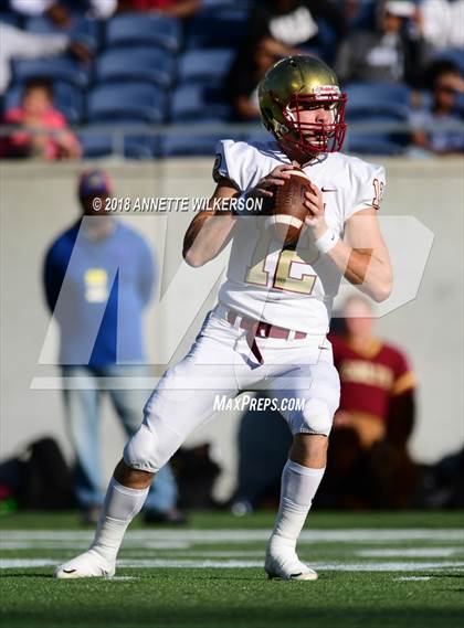 Thumbnail 2 in Cardinal Gibbons vs. North Marion (FHSAA 5A Championship) photogallery.