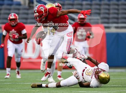 Thumbnail 1 in Cardinal Gibbons vs. North Marion (FHSAA 5A Championship) photogallery.
