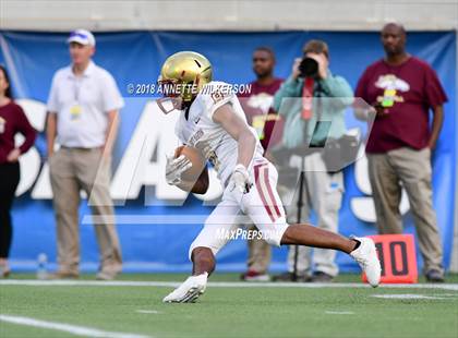 Thumbnail 3 in Cardinal Gibbons vs. North Marion (FHSAA 5A Championship) photogallery.