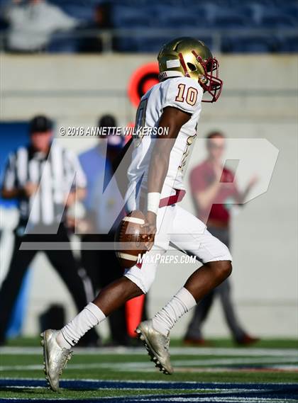 Thumbnail 3 in Cardinal Gibbons vs. North Marion (FHSAA 5A Championship) photogallery.
