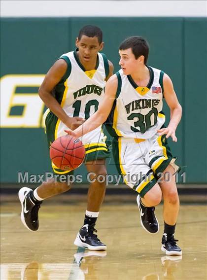 Thumbnail 3 in Briar Woods @ Loudoun Valley photogallery.