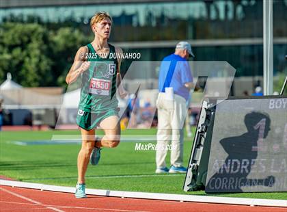Thumbnail 3 in UIL 2A Boys Track & Field Finals photogallery.