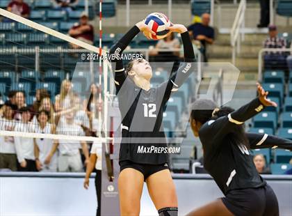 Thumbnail 2 in George Ranch vs. Cinco Ranch (UIL 6A Bi-District Playoff) photogallery.