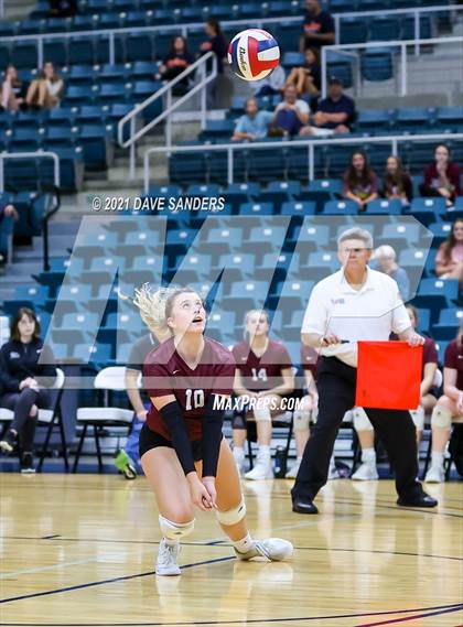 Thumbnail 1 in George Ranch vs. Cinco Ranch (UIL 6A Bi-District Playoff) photogallery.