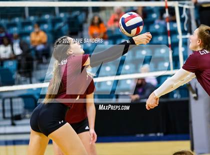 Thumbnail 2 in George Ranch vs. Cinco Ranch (UIL 6A Bi-District Playoff) photogallery.
