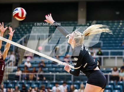 Thumbnail 2 in George Ranch vs. Cinco Ranch (UIL 6A Bi-District Playoff) photogallery.