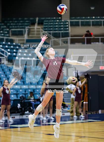 Thumbnail 1 in George Ranch vs. Cinco Ranch (UIL 6A Bi-District Playoff) photogallery.