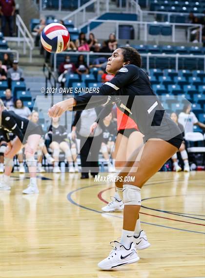 Thumbnail 1 in George Ranch vs. Cinco Ranch (UIL 6A Bi-District Playoff) photogallery.