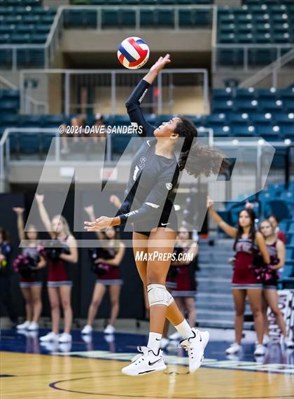 Thumbnail 1 in George Ranch vs. Cinco Ranch (UIL 6A Bi-District Playoff) photogallery.