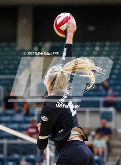 Thumbnail 2 in George Ranch vs. Cinco Ranch (UIL 6A Bi-District Playoff) photogallery.