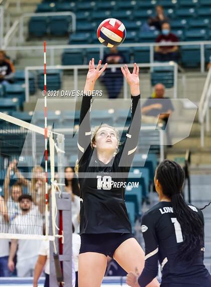 Thumbnail 3 in George Ranch vs. Cinco Ranch (UIL 6A Bi-District Playoff) photogallery.