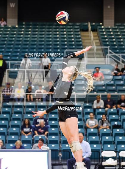 Thumbnail 1 in George Ranch vs. Cinco Ranch (UIL 6A Bi-District Playoff) photogallery.