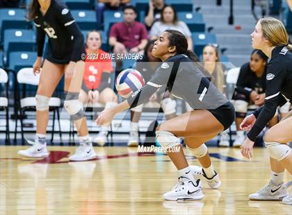 Thumbnail 3 in George Ranch vs. Cinco Ranch (UIL 6A Bi-District Playoff) photogallery.