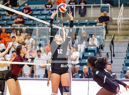 Thumbnail 3 in George Ranch vs. Cinco Ranch (UIL 6A Bi-District Playoff) photogallery.