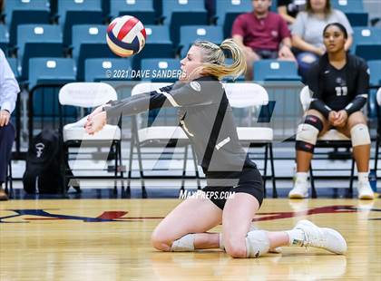 Thumbnail 2 in George Ranch vs. Cinco Ranch (UIL 6A Bi-District Playoff) photogallery.