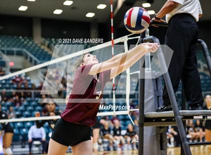Thumbnail 2 in George Ranch vs. Cinco Ranch (UIL 6A Bi-District Playoff) photogallery.