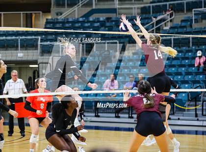 Thumbnail 2 in George Ranch vs. Cinco Ranch (UIL 6A Bi-District Playoff) photogallery.