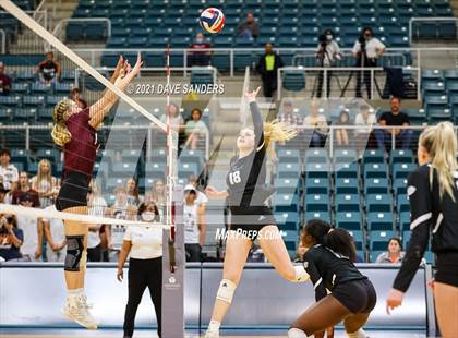 Thumbnail 1 in George Ranch vs. Cinco Ranch (UIL 6A Bi-District Playoff) photogallery.