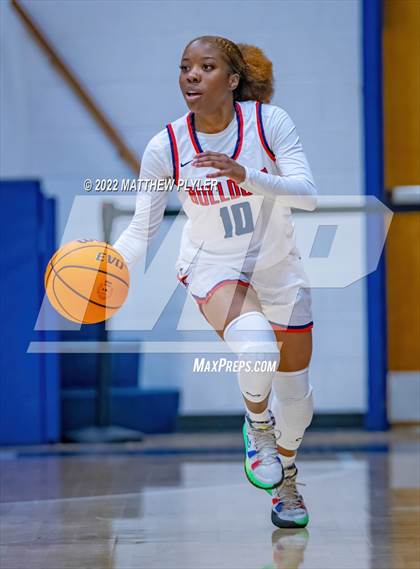 Thumbnail 2 in Harnett Central @ Terry Sanford photogallery.