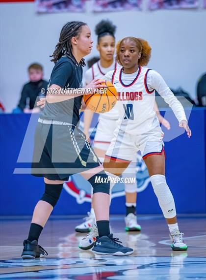 Thumbnail 2 in Harnett Central @ Terry Sanford photogallery.