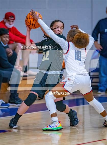 Thumbnail 2 in Harnett Central @ Terry Sanford photogallery.