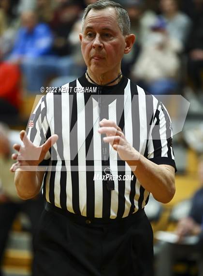 Thumbnail 2 in Noblesville vs Zionsville (IHSAA 4A Sectional Round One Playoff) photogallery.