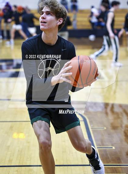 Thumbnail 1 in Noblesville vs Zionsville (IHSAA 4A Sectional Round One Playoff) photogallery.