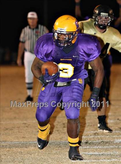 Thumbnail 1 in Smyrna vs. Mount Juliet (TSSAA 6A Playoffs) photogallery.