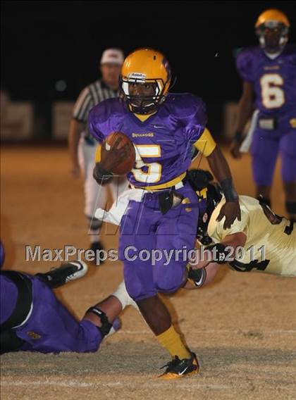 Thumbnail 2 in Smyrna vs. Mount Juliet (TSSAA 6A Playoffs) photogallery.