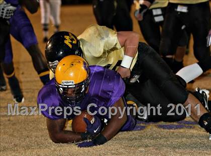 Thumbnail 3 in Smyrna vs. Mount Juliet (TSSAA 6A Playoffs) photogallery.