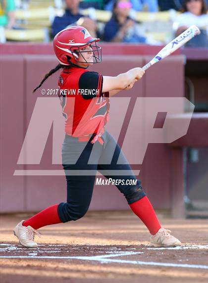 Thumbnail 3 in Empire vs. Yuma Catholic (AIA 3A Final) photogallery.