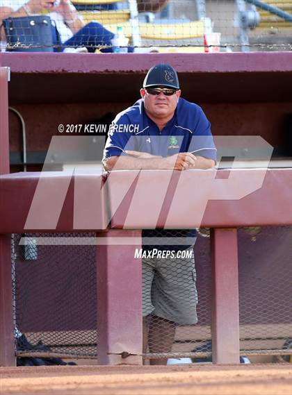 Thumbnail 3 in Empire vs. Yuma Catholic (AIA 3A Final) photogallery.