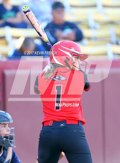 Thumbnail 3 in Empire vs. Yuma Catholic (AIA 3A Final) photogallery.