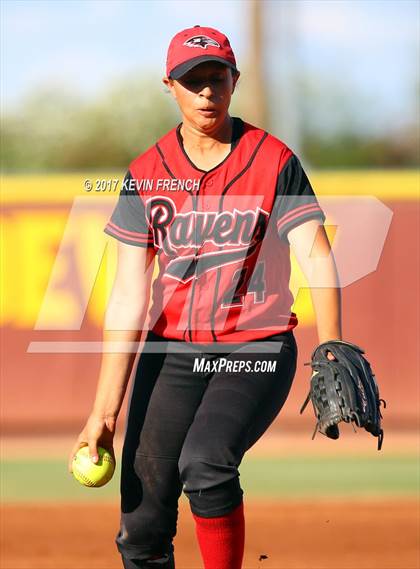 Thumbnail 1 in Empire vs. Yuma Catholic (AIA 3A Final) photogallery.