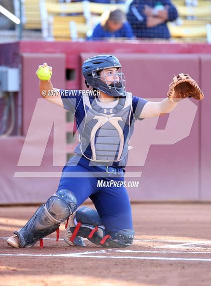 Thumbnail 2 in Empire vs. Yuma Catholic (AIA 3A Final) photogallery.