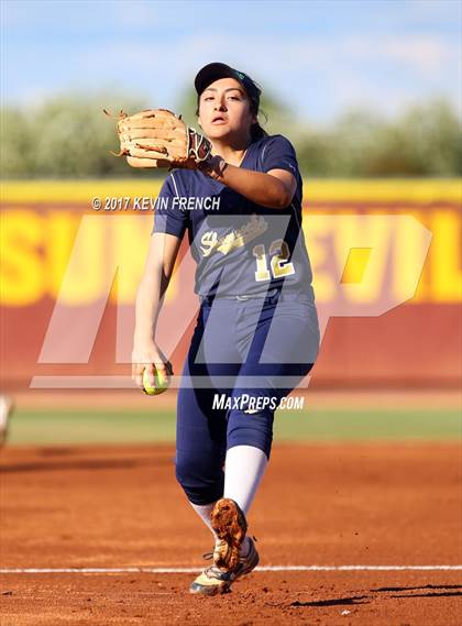 Thumbnail 1 in Empire vs. Yuma Catholic (AIA 3A Final) photogallery.