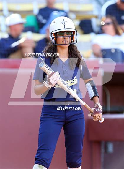 Thumbnail 3 in Empire vs. Yuma Catholic (AIA 3A Final) photogallery.