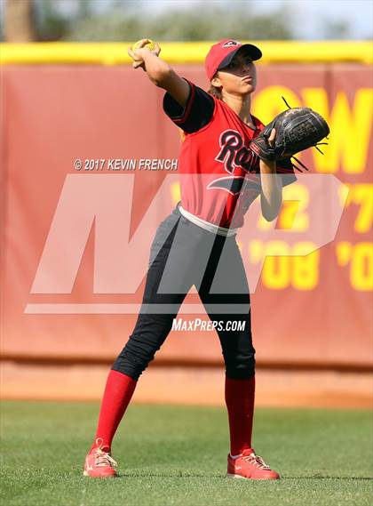 Thumbnail 3 in Empire vs. Yuma Catholic (AIA 3A Final) photogallery.